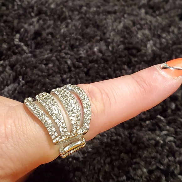 Ring - Picture 2 of 2